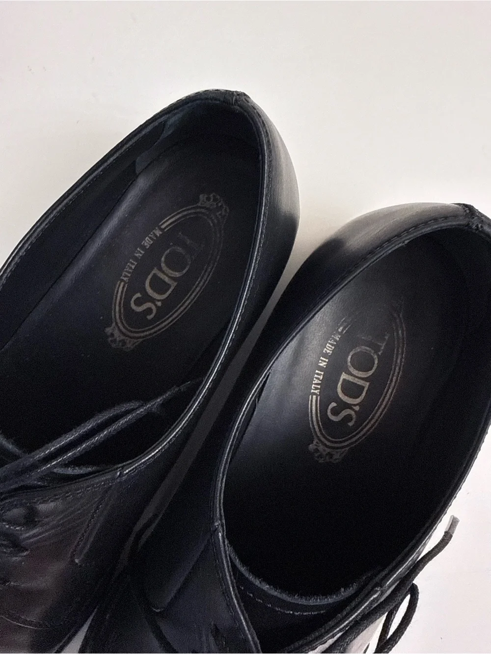 Tod's Smooth Leather Derby Lace-Up Plain Toe Dress Shoes in Black Men’s Size 7